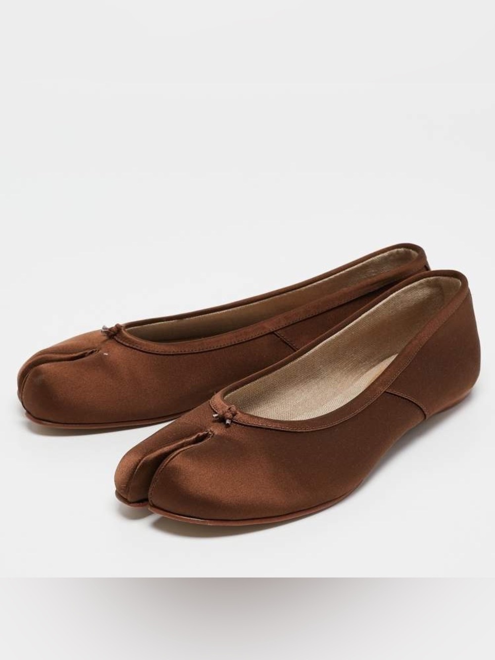 Maison Margiela brown satin ballerina tabi flats